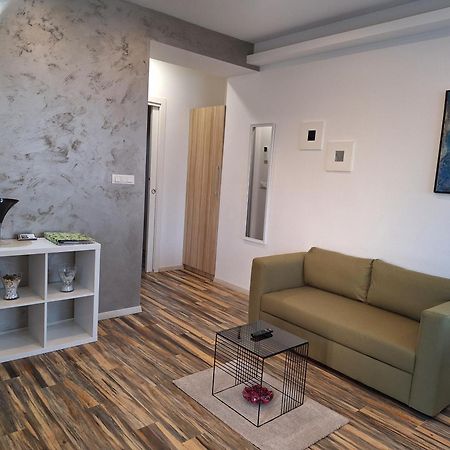Apartments And Rooms Lorena 236 Rovinj Exterior foto