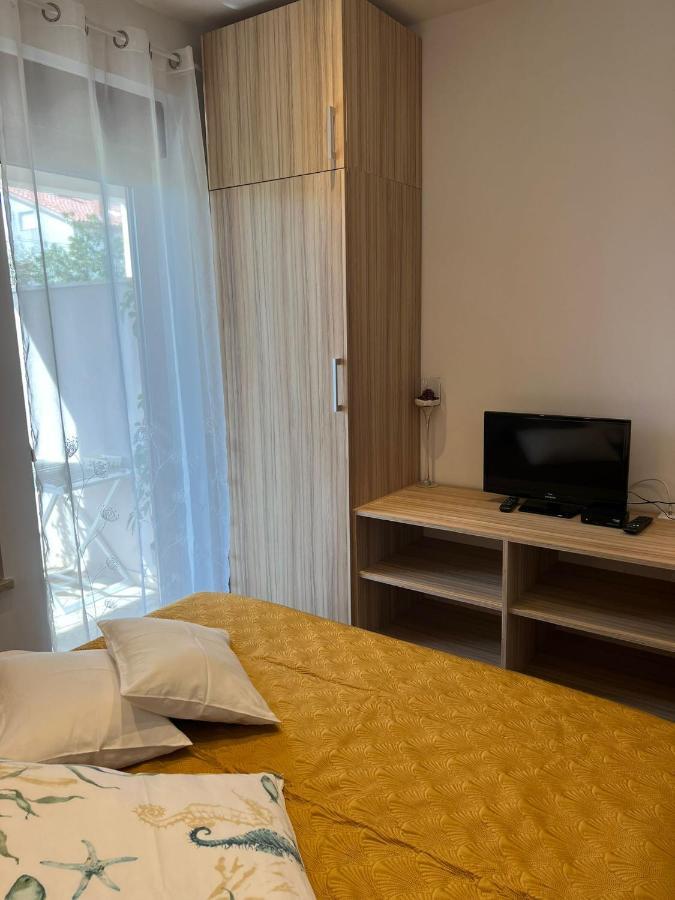 Apartments And Rooms Lorena 236 Rovinj Exterior foto