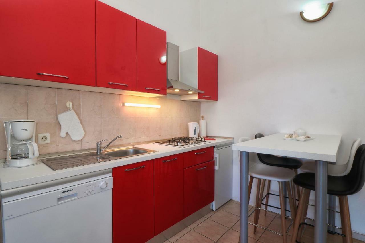 Apartments And Rooms Lorena 236 Rovinj Exterior foto